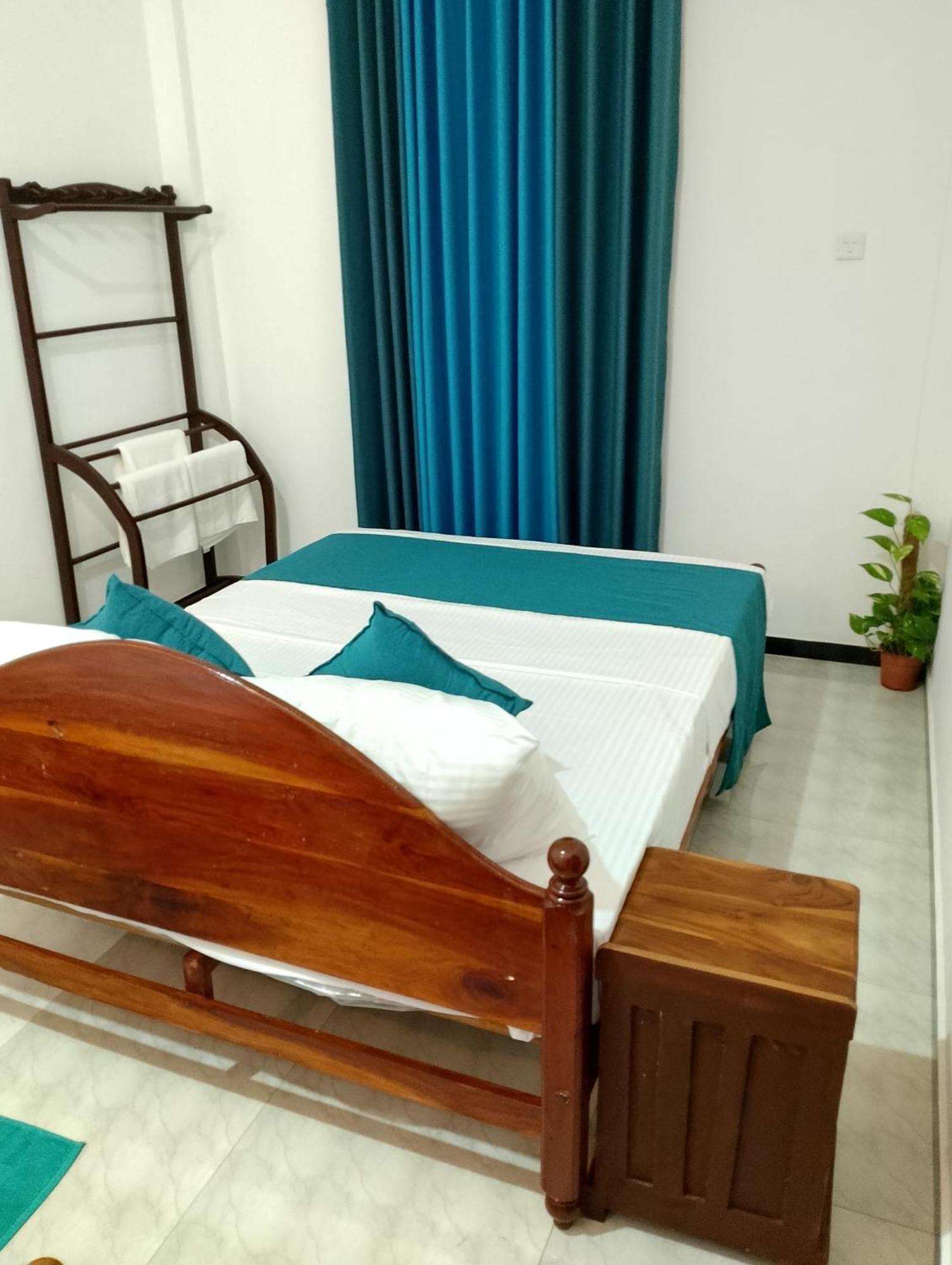 Star Beach Villa Tangalle Exterior photo
