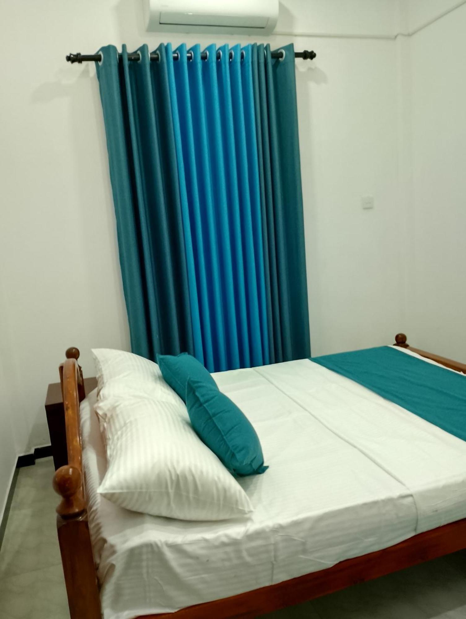 Star Beach Villa Tangalle Exterior photo