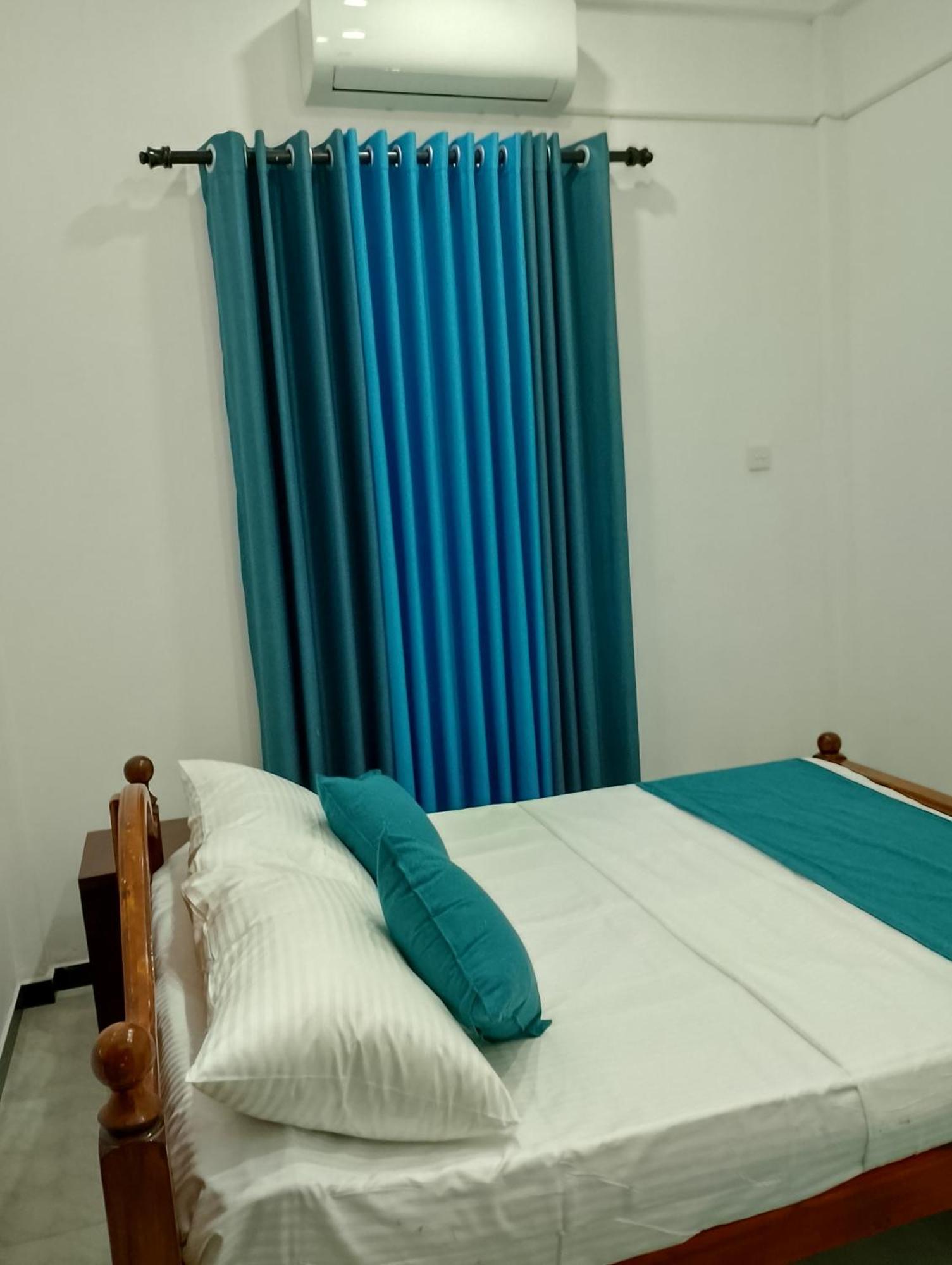 Star Beach Villa Tangalle Exterior photo